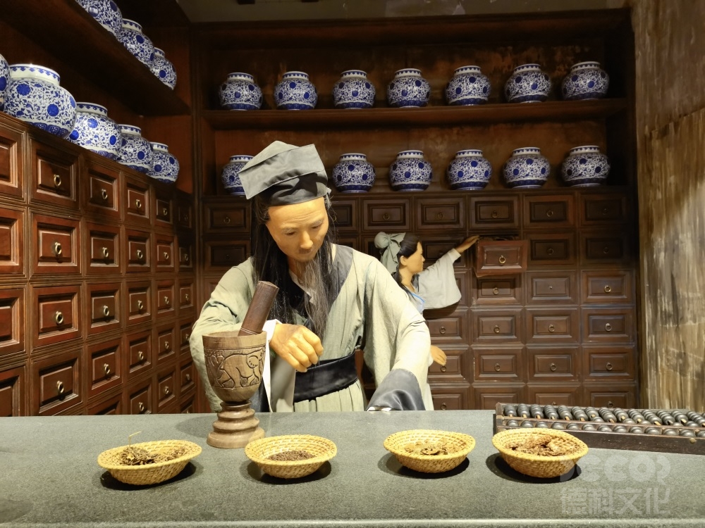 復古文化館展館裝修如何選擇合適的復古風格畫框？